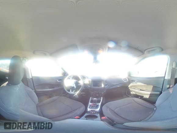 ✅ 2019 Jeep Compass Sport • VIN: 3C4NJCAB5KT814963 • Lot: 84947825. Wystawiony na Copart z przebiegiem 176 648 mil. Bezpłatny archiwum sprzedaży aukcyjnych z USA i szczegółowy raport historii pojazdu na DreamBid. Zdjęcie 15.