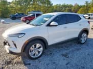 ✅ 2025 Buick Encore GX Preferred • VIN: KL4AMBSP0SB001259 • Лот: 91369055. Опубликован ранее на Copart с пробегом 29 606 миль. Бесплатный доступ к архиву аукционных продаж из США и подробный отчёт об истории автомобиля на DreamBid. Изображение 1.