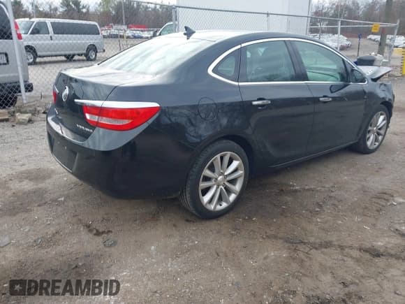 ✅ 2014 Buick Verano Convenience Group • VIN: 1G4PR5SK8E4104957 • Lot: 43741638. Wystawiony na IAAI z przebiegiem 44 925 mil. Bezpłatny archiwum sprzedaży aukcyjnych z USA i szczegółowy raport historii pojazdu na DreamBid. Zdjęcie 4.