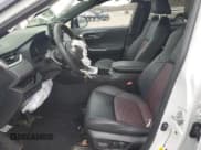 ✅ 2024 Toyota RAV4 XSE • VIN: JTMEB3FV4RD207369 • Лот: 92428015. Опубликован ранее на Copart с пробегом 18 002 миль. Бесплатный доступ к архиву аукционных продаж из США и подробный отчёт об истории автомобиля на DreamBid. Изображение 7.