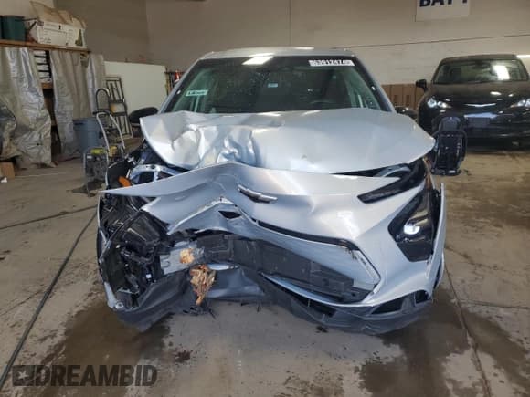 ✅ 2023 Chevrolet Bolt EV 1LT • VIN: 1G1FW6S04P4186808 • Lot: 63912474. Wystawiony na Copart z przebiegiem Nie podano. Bezpłatny archiwum sprzedaży aukcyjnych z USA i szczegółowy raport historii pojazdu na DreamBid. Zdjęcie 5.