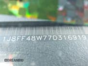 ✅ 2007 Jeep Patriot Limited • VIN: 1J8FF48W77D316919 • Лот: 41601000. Опубликован ранее на IAAI с пробегом 176 242 миль. Бесплатный доступ к архиву аукционных продаж из США и подробный отчёт об истории автомобиля на DreamBid. Изображение 9.