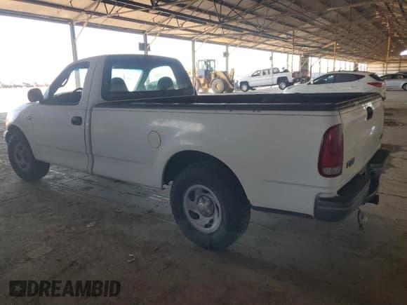 ✅ 2001 Ford F-150 XL • VIN: 1FTZF17281KA55823 • Lot: 84932455. Listed on Copart with 141,253 mi. Free auction sales archive from the USA and detailed vehicle history report at DreamBid. Image 2.