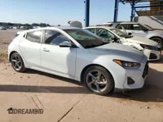 2019 Hyundai Veloster Premium z VIN KMHTG6AF5KU019648, wystawiony jako Copart lot #83897644 z przebiegiem 79 636 mil mil oraz Szkoda całkowita • Salvage title. Historia ofert i sprzedaży dostępna na DreamBid. Obrazek 4.