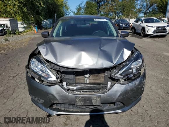 ✅ 2019 Nissan Sentra S • VIN: 3N1AB7APXKY336463 • Lot: 85388895. Wystawiony na Copart z przebiegiem 81 077 mil. Bezpłatny archiwum sprzedaży aukcyjnych z USA i szczegółowy raport historii pojazdu na DreamBid. Zdjęcie 5.