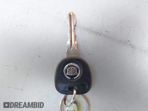 ✅ 2008 Cadillac CTS AWD • VIN: 1G6DT57V880147737 • Лот: 42588537. Опубликован ранее на IAAI с пробегом 179 230 миль. Бесплатный доступ к архиву аукционных продаж из США и подробный отчёт об истории автомобиля на DreamBid. Изображение 11.