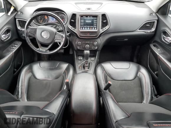 ✅ 2020 Jeep Cherokee Trailhawk • VIN: 1C4PJMBX5LD522407 • Лот: 89629945. Опубликован ранее на Copart с пробегом 119 021 миль. Бесплатный доступ к архиву аукционных продаж из США и подробный отчёт об истории автомобиля на DreamBid. Изображение 8.