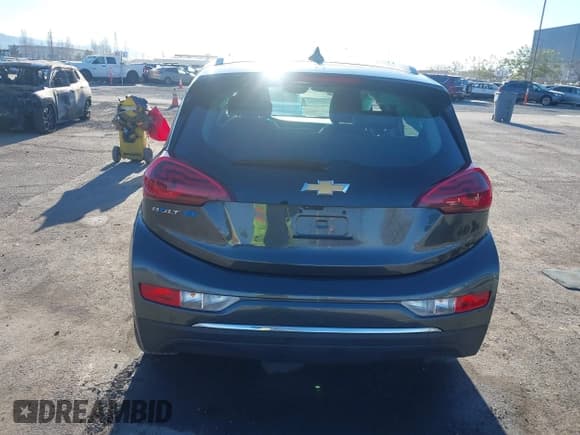 ✅ 2021 Chevrolet Bolt EV Premier • VIN: 1G1FZ6S08M4103819 • Lot: 41266469. Listed on IAAI with 25,513 mi. Free auction sales archive from the USA and detailed vehicle history report at DreamBid. Image 17.