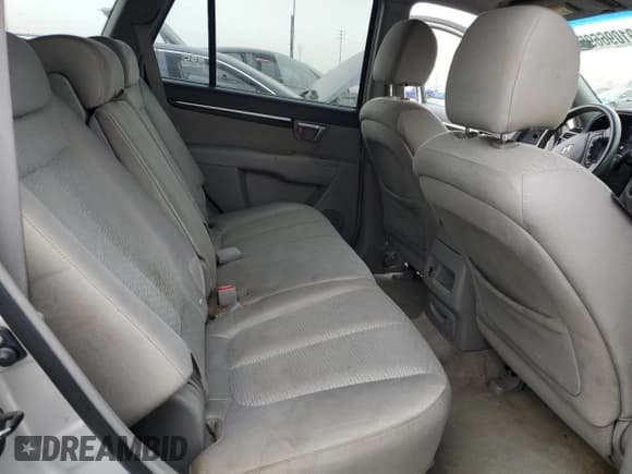 ✅ 2007 Hyundai Santa Fe GLS • VIN: 5NMSG13D77H091190 • Lot: 91096695. Listed on Copart with 204,104 mi. Free auction sales archive from the USA and detailed vehicle history report at DreamBid. Image 10.