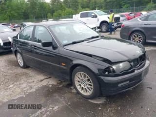 ✅ 2000 BMW 3 Series 328i • VIN: WBAAM5341YFR17507 • Lot: 42434564. Listed on IAAI with 137,424 mi. Free auction sales archive from the USA and detailed vehicle history report at DreamBid. Image 1.