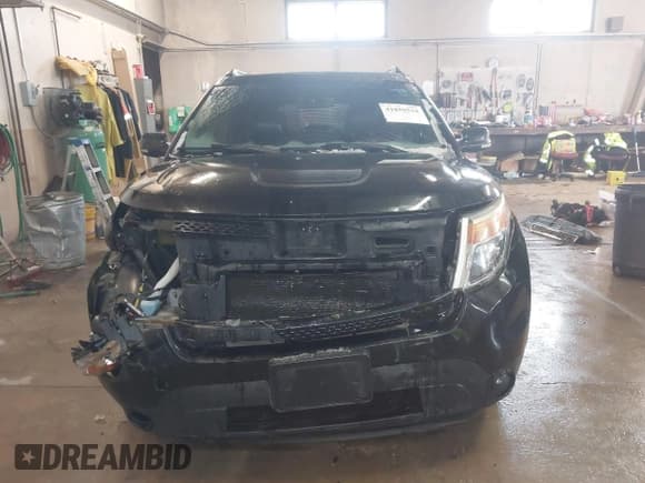 ✅ 2013 Ford Explorer Limited • VIN: 1FM5K8F84DGA84084 • Lot: 41859534. Wystawiony na IAAI z przebiegiem 220 437 mil. Bezpłatny archiwum sprzedaży aukcyjnych z USA i szczegółowy raport historii pojazdu na DreamBid. Zdjęcie 12.