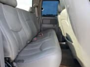 ✅ 2005 Chevrolet Silverado 1500 Z71 • VIN: 1GCEK19Z35Z207458 • Лот: 62035164. Опубликован ранее на Copart с пробегом 183 152 миль. Бесплатный доступ к архиву аукционных продаж из США и подробный отчёт об истории автомобиля на DreamBid. Изображение 20.