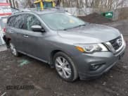 ✅ 2018 Nissan Pathfinder SL • VIN: 5N1DR2MM9JC621801 • Lot: 41924143. Wystawiony na IAAI z przebiegiem 80 325 mil. Bezpłatny archiwum sprzedaży aukcyjnych z USA i szczegółowy raport historii pojazdu na DreamBid. Zdjęcie 1.