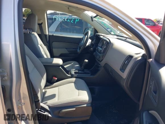 ✅ 2017 Chevrolet Colorado 2WD WT • VIN: 1GCGSBEN6H1245853 • Лот: 43283789. Опубликован ранее на IAAI с пробегом 55 528 миль. Бесплатный доступ к архиву аукционных продаж из США и подробный отчёт об истории автомобиля на DreamBid. Изображение 5.