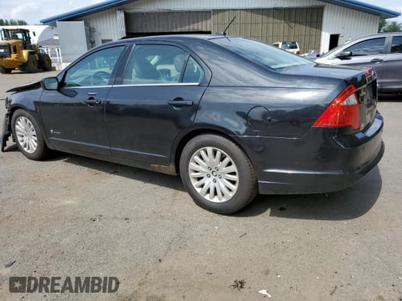✅ 2010 Ford Fusion Hybrid • VIN: 3FADP0L39AR132720 • Lot: 60750315. Listed on Copart with 120,264 mi. Free auction sales archive from the USA and detailed vehicle history report at DreamBid. Image 2.