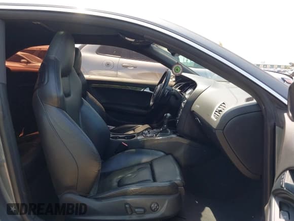 ✅ 2012 Audi S5 Premium Plus • VIN: WAUCVAFR1CA003642 • Лот: 42261370. Опубликован ранее на IAAI с пробегом 102 551 миль. Бесплатный доступ к архиву аукционных продаж из США и подробный отчёт об истории автомобиля на DreamBid. Изображение 5.