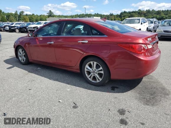 ✅ 2011 Hyundai Sonata Limited • VIN: 5NPEC4ACXBH061097 • Lot: 70288164. Listed on Copart with 190,874 mi. Free auction sales archive from the USA and detailed vehicle history report at DreamBid. Image 2.