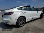 ✅ 2020 Tesla Model 3 Standard Range Plus • VIN: 5YJ3E1EA8LF612264 • Lot: 56191505. Wystawiony na Copart z przebiegiem 111 228 mil. Bezpłatny archiwum sprzedaży aukcyjnych z USA i szczegółowy raport historii pojazdu na DreamBid. Zdjęcie 3.