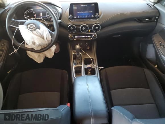 ✅ 2021 Nissan Sentra SV • VIN: 3N1AB8CV9MY218747 • Лот: 85694025. Опубликован ранее на Copart с пробегом 25 641 миль. Бесплатный доступ к архиву аукционных продаж из США и подробный отчёт об истории автомобиля на DreamBid. Изображение 8.