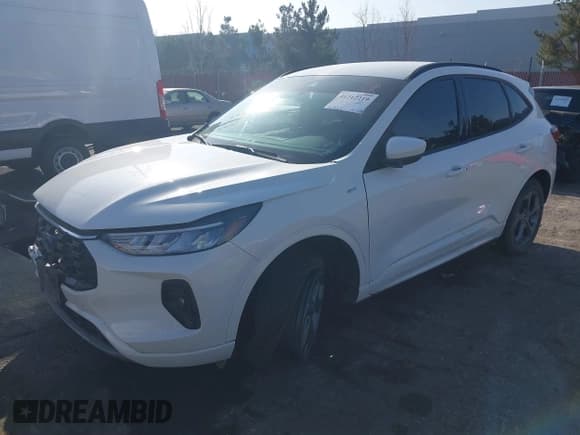 ✅ 2024 Ford Escape ST-Line Select • VIN: 1FMCU9NZXRUA36518 • Lot: 41212219. Listed on IAAI with 15,827 mi. Free auction sales archive from the USA and detailed vehicle history report at DreamBid. Image 16.