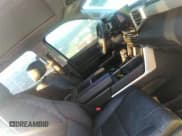 ✅ 2024 Toyota Tundra Limited • VIN: 5TFJA5AB8RX035050 • Lot: 43478784. Listed on IAAI with 22,883 mi. Free auction sales archive from the USA and detailed vehicle history report at DreamBid. Image 5.