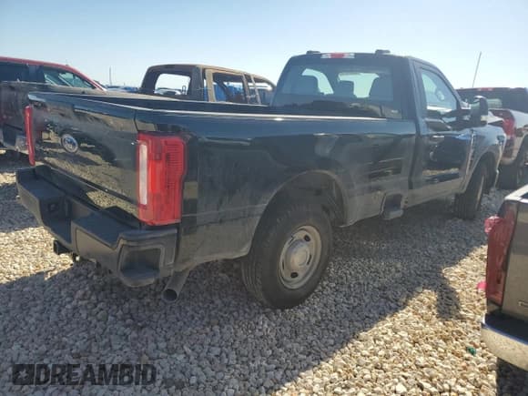 ✅ 2024 Ford F-250 XL • VIN: 1FTBF2AA1REF32111 • Лот: 45367575. Опубликован ранее на Copart с пробегом 1 192 миль. Бесплатный доступ к архиву аукционных продаж из США и подробный отчёт об истории автомобиля на DreamBid. Изображение 3.