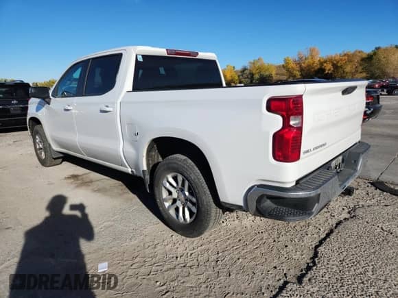 2023 Chevrolet Silverado 1500 LT z VIN 2GCUDDED8P1100631, wystawiony jako Copart lot #87271965 z przebiegiem 117 026 mil mil oraz Czysty tytuł • Clean title. Historia ofert i sprzedaży dostępna na DreamBid. Obrazek 2.