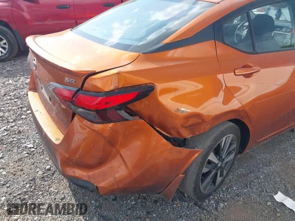 ✅ 2020 Nissan Versa SR • VIN: 3N1CN8FV2LL863473 • Lot: 42775943. Listed on IAAI with 79,434 mi. Free auction sales archive from the USA and detailed vehicle history report at DreamBid. Image 6.