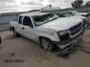 2005 Chevrolet Silverado 1500 Z71 with VIN 2GCEK19B251270661, listed as a Copart auction lot 81614315 with 134,337 mi miles and Salvage title. Bid and sale history available at DreamBid. Image 4.