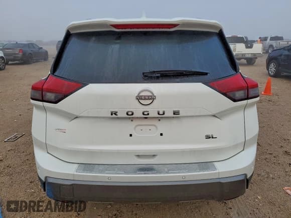 ✅ 2025 Nissan Rogue SL • VIN: 5N1BT3CA3SC671956 • Лот: 93432965. Опубликован ранее на Copart с пробегом 8 284 миль. Бесплатный доступ к архиву аукционных продаж из США и подробный отчёт об истории автомобиля на DreamBid. Изображение 6.