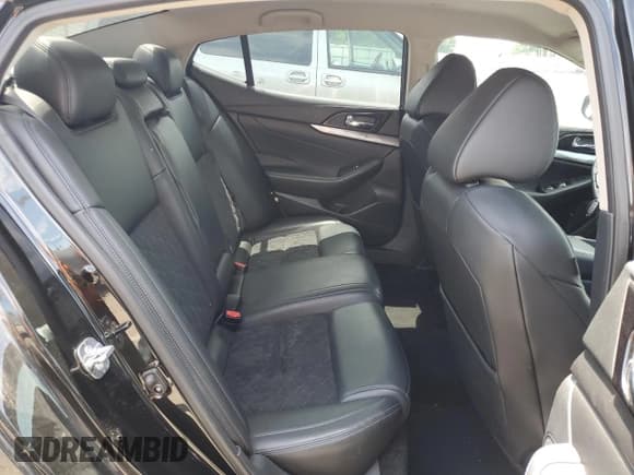 ✅ 2017 Nissan Maxima SL • VIN: 1N4AA6APXHC447757 • Lot: 57054515. Listed on Copart with 131,189 mi. Free auction sales archive from the USA and detailed vehicle history report at DreamBid. Image 10.