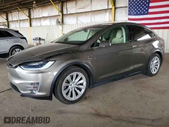 ✅ 2016 Tesla Model X 70D • VIN: 5YJXCBE20GF012138 • Лот: 56553195. Опубликован ранее на Copart с пробегом Не указан. Бесплатный доступ к архиву аукционных продаж из США и подробный отчёт об истории автомобиля на DreamBid. Изображение 1.