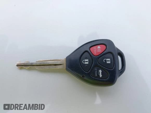 ✅ 2008 Toyota Camry LE • VIN: 4T4BE46K08R029675 • Lot: 42565840. Listed on IAAI with 214,872 mi. Free auction sales archive from the USA and detailed vehicle history report at DreamBid. Image 11.