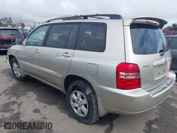 2001 Toyota Highlander z VIN JTEGF21A010014509, wystawiony jako IAAI lot #41512700 z przebiegiem 165 065 mil mil oraz . Historia ofert i sprzedaży dostępna na DreamBid. Obrazek 3.
