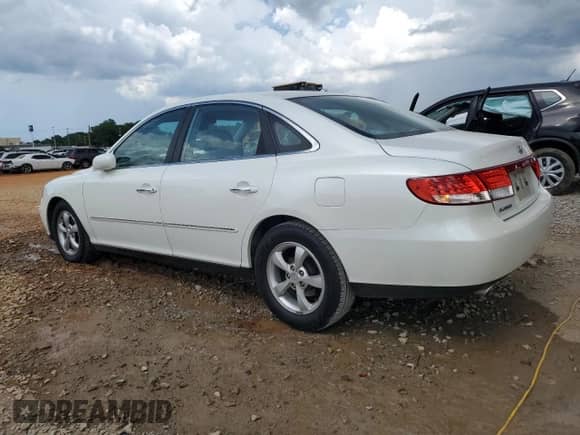 2007 Hyundai Azera SE с VIN KMHFC46F27A188122, выставлен на аукционе Copart как лот 64731965 с пробегом 128 937 миль миль и Списание • Salvage title. История ставок и продаж доступна на DreamBid. Изображение 2.