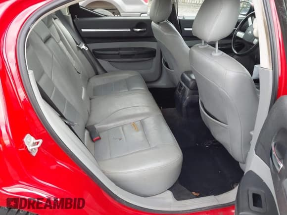 ✅ 2008 Dodge Charger R/T • VIN: 2B3KA53H88H185590 • Lot: 43594614. Listed on IAAI with 111,160 mi. Free auction sales archive from the USA and detailed vehicle history report at DreamBid. Image 8.