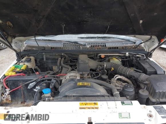 ✅ 1995 Land Rover Range Rover • VIN: SALPV1245SA307854 • Lot: 42380784. Wystawiony na IAAI z przebiegiem 197 000 mil. Bezpłatny archiwum sprzedaży aukcyjnych z USA i szczegółowy raport historii pojazdu na DreamBid. Zdjęcie 10.