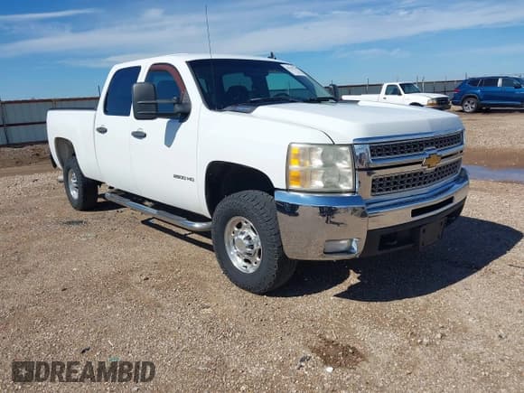 ✅ 2008 Chevrolet Silverado 2500HD 1LT • VIN: 1GCHC23668F121517 • Lot: 42783735. Wystawiony na IAAI z przebiegiem 256 197 mil. Bezpłatny archiwum sprzedaży aukcyjnych z USA i szczegółowy raport historii pojazdu na DreamBid. Zdjęcie 1.