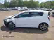 ✅ 2013 Chevrolet Sonic RS • VIN: 1G1JG6SB2D4236769 • Лот: 43084225. Размещён на IAAI с пробегом 93 510 миль миль. Получите бесплатный доступ к архиву аукционных продаж из США и посмотрите подробный отчёт об истории автомобиля на DreamBid. Изображение 14.