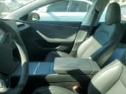 ✅ 2024 Tesla Model 3 Long Range • VIN: 5YJ3E1EB7RF796033 • Lot: 90671645. Wystawiony na Copart z przebiegiem Nie podano. Bezpłatny archiwum sprzedaży aukcyjnych z USA i szczegółowy raport historii pojazdu na DreamBid. Zdjęcie 7.