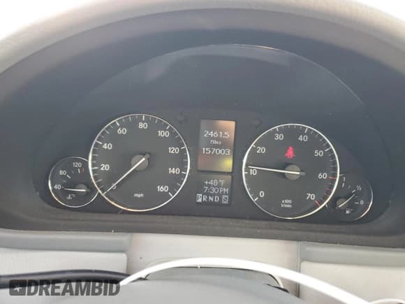 ✅ 2005 Mercedes-Benz C 240 • VIN: WDBRF81J35F674190 • Lot: 42167015. Wystawiony na Copart z przebiegiem 157 003 mil. Bezpłatny archiwum sprzedaży aukcyjnych z USA i szczegółowy raport historii pojazdu na DreamBid. Zdjęcie 9.