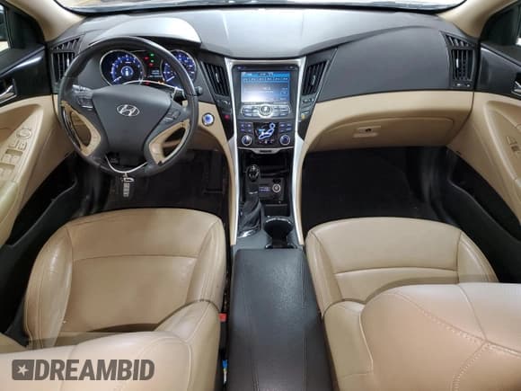 ✅ 2013 Hyundai Sonata SE • VIN: 5NPEC4AC1DH637811 • Lot: 72213374. Listed on Copart with 142,230 mi. Free auction sales archive from the USA and detailed vehicle history report at DreamBid. Image 8.