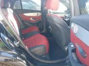 ✅ 2023 Mercedes-Benz GLC 43 AMG • VIN: W1N0J6EB7PG147467 • Lot: 41664378. Wystawiony na IAAI z przebiegiem 10 797 mil. Bezpłatny archiwum sprzedaży aukcyjnych z USA i szczegółowy raport historii pojazdu na DreamBid. Zdjęcie 8.