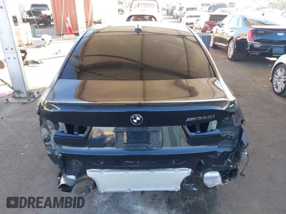 ✅ 2020 BMW 3 Series M340i • VIN: 3MW5U7J00L8B45533 • Lot: 43578053. Wystawiony na IAAI z przebiegiem 41 643 mil. Bezpłatny archiwum sprzedaży aukcyjnych z USA i szczegółowy raport historii pojazdu na DreamBid. Zdjęcie 17.