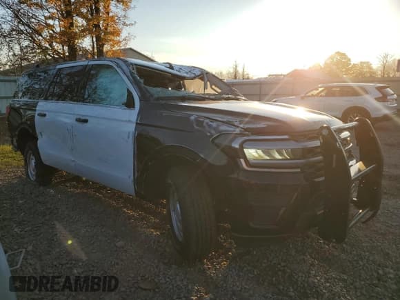 ✅ 2022 Ford Expedition Max XL • VIN: 1FMJK1GT3NEA52622 • Lot: 78085524. Listed on Copart with 2,730 mi. Free auction sales archive from the USA and detailed vehicle history report at DreamBid. Image 4.
