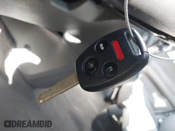 ✅ 2010 Honda CR-V LX • VIN: JHLRE3H35AC002676 • Lot: 43705655. Wystawiony na IAAI z przebiegiem 196 087 mil. Bezpłatny archiwum sprzedaży aukcyjnych z USA i szczegółowy raport historii pojazdu na DreamBid. Zdjęcie 11.