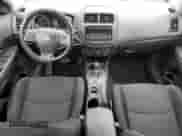 2015 Mitsubishi Outlander ES z VIN 4A4AP3AU7FE061451, wystawiony jako Copart lot #76810584 z przebiegiem 98 692 mil mil oraz Szkoda całkowita • Salvage title. Historia ofert i sprzedaży dostępna na DreamBid. Obrazek 8.