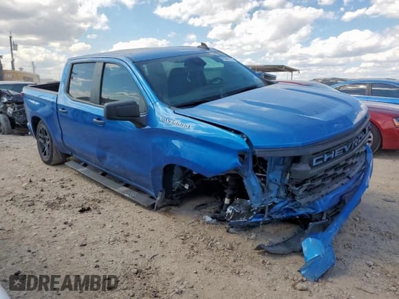 ✅ 2024 Chevrolet Silverado 1500 Custom • VIN: 3GCPABEK9RG197874 • Lot: 83969115. Wystawiony na Copart z przebiegiem 33 184 mil. Bezpłatny archiwum sprzedaży aukcyjnych z USA i szczegółowy raport historii pojazdu na DreamBid. Zdjęcie 4.