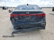 ✅ 2019 Kia Forte LXS • VIN: 3KPF24AD8KE127411 • Lot: 67483215. Listed on Copart with 137,008 mi. Free auction sales archive from the USA and detailed vehicle history report at DreamBid. Image 6.