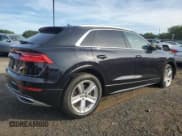 ✅ 2019 Audi Q8 Premium • VIN: WA1AVAF11KD011378 • Lot: 85109425. Wystawiony na Copart z przebiegiem 63 970 mil. Bezpłatny archiwum sprzedaży aukcyjnych z USA i szczegółowy raport historii pojazdu na DreamBid. Zdjęcie 3.